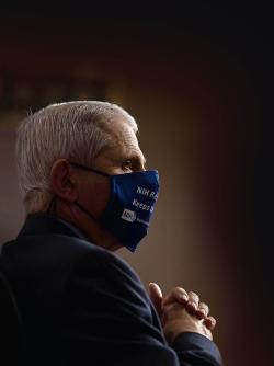 Dr. Anthony Fauci wearing mask